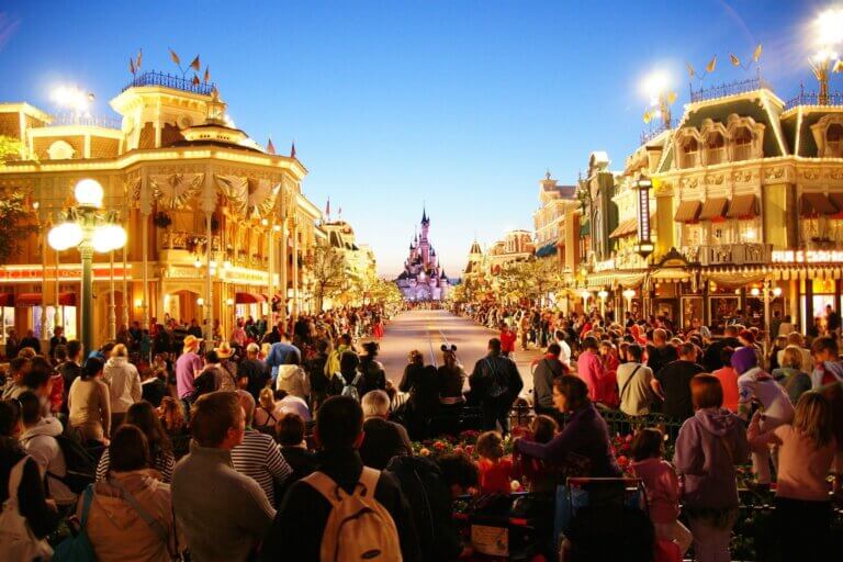 Disney Paris Crowd Calendar: Best Times to Visit in 2023